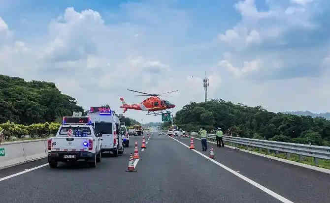 海阳高速公路汽车救援案例